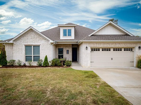 1008 Dundee Ct, Little Rock, AR 72210
