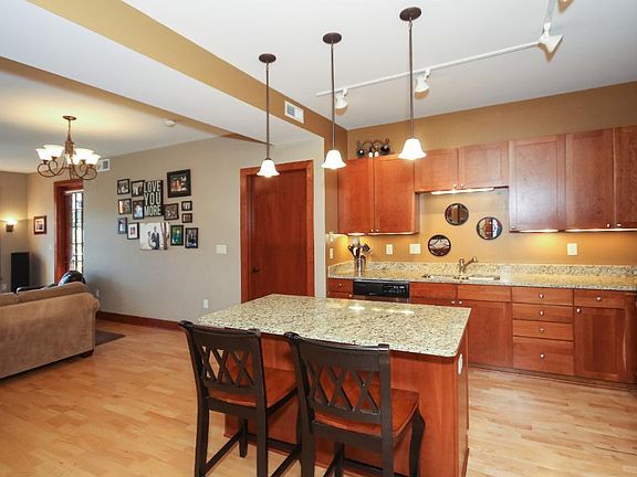 4th image of 80 Western Ave Unit 303