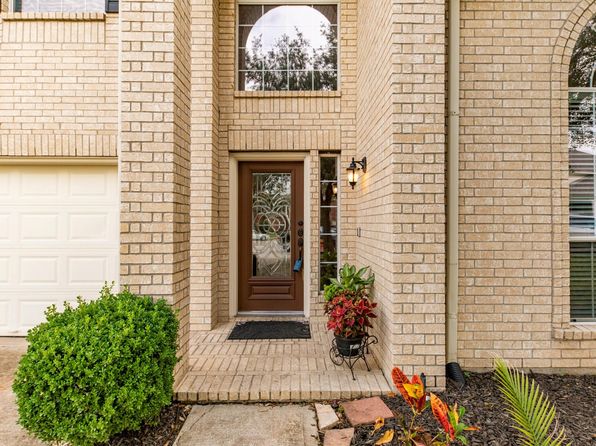 5415 Summer Oak Dr, Pasadena, TX 77505