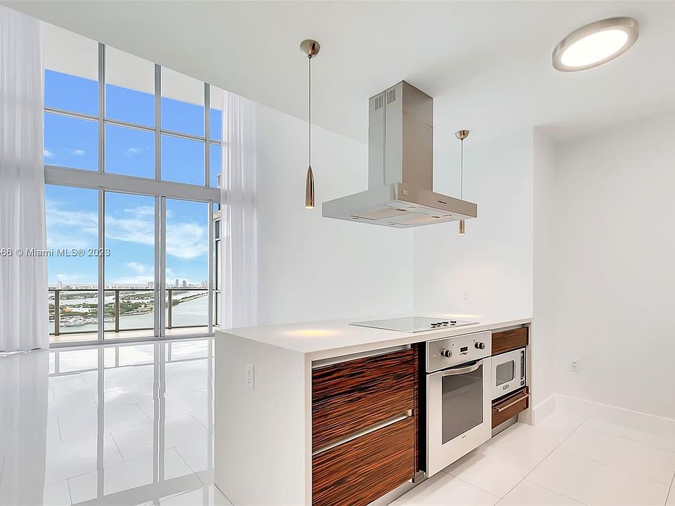 1st image of 1100 Biscayne Blvd Unit 3305