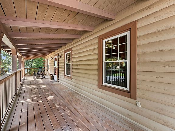 4th image of 4495 Poplar Ln