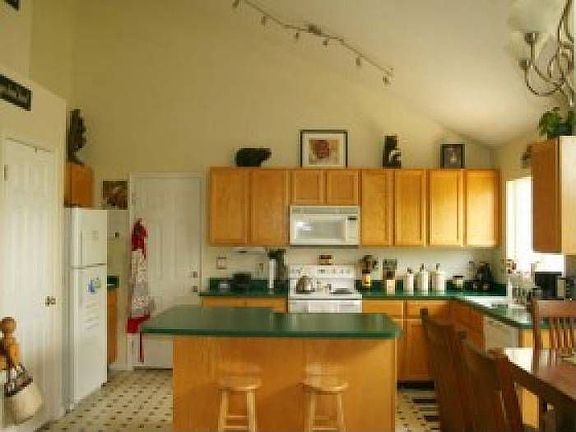 3rd image of 6256 S Clover Creek Ln
