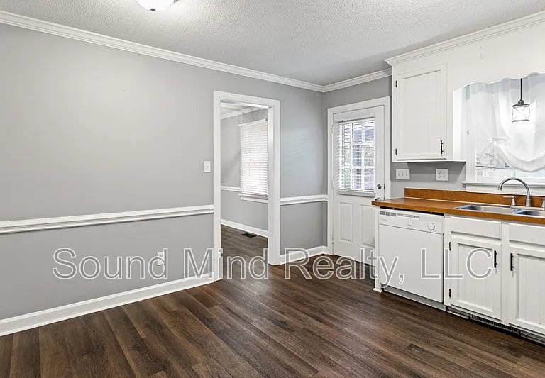 1601 Homestead Rd — Photo 17
