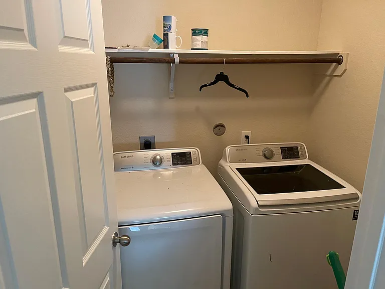 2810 Hazelwood Dr — Photo 13