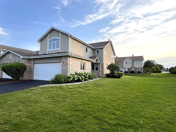 2nd image of 8444 Dunmore Dr