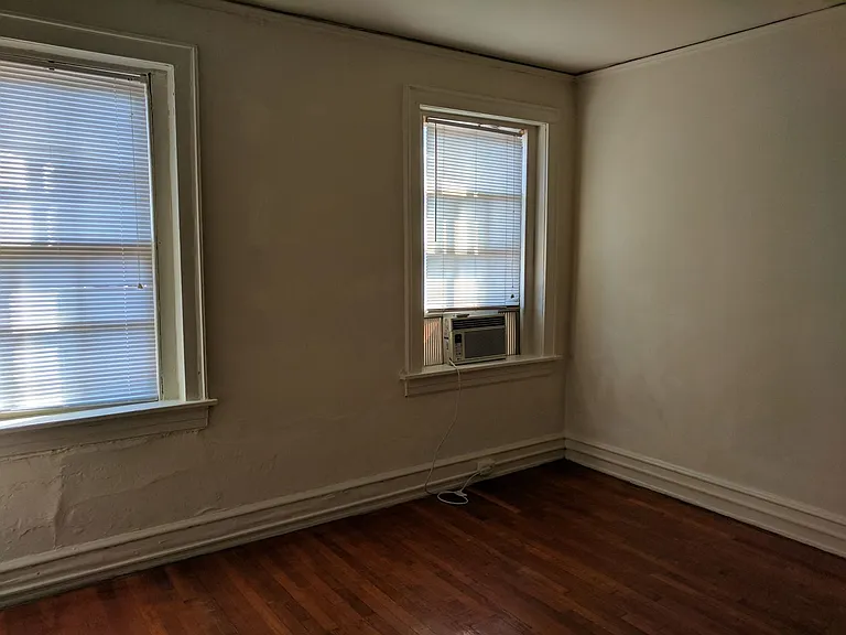 1128 W. Grace St.* — Photo 73