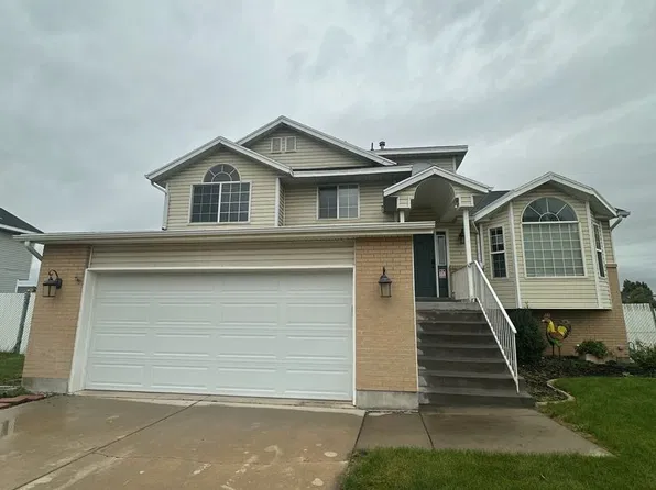 2109 N 2525 W, Clinton, UT 84015