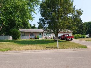 2541 Sun Valley St, Jenison, MI 49428