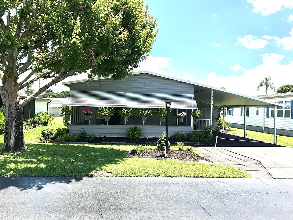 1st image of 124 Bearwoods Ave