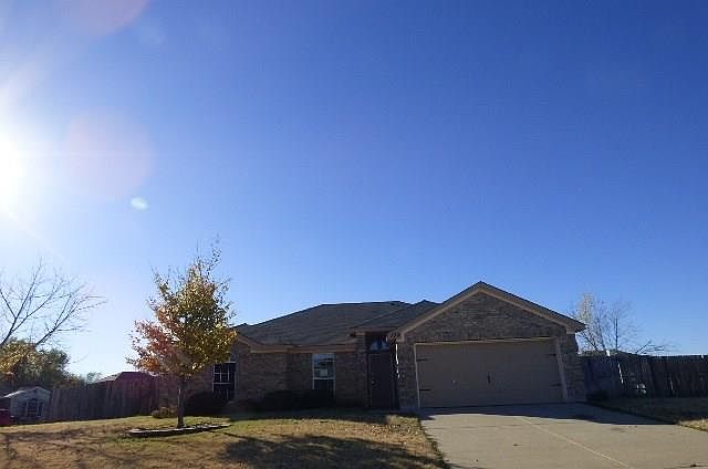 1st image of 130 Logan Ln