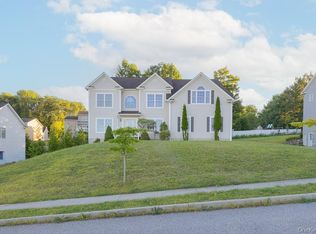 4 Standish Rd, Monroe, NY 10950