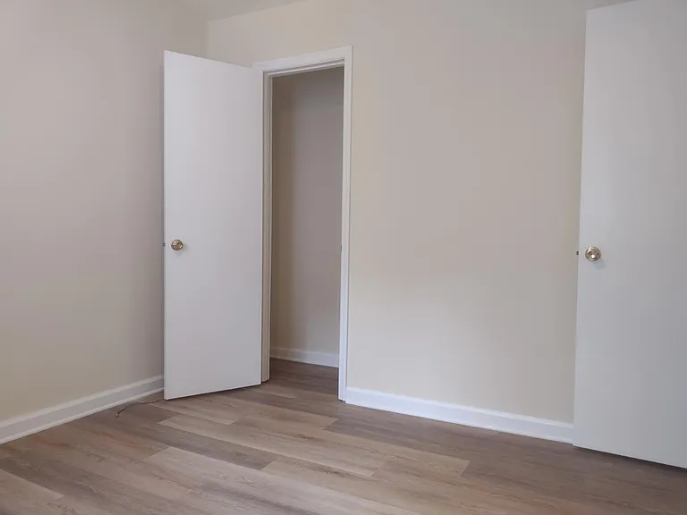 1017 Wade Ave #C — Photo 7