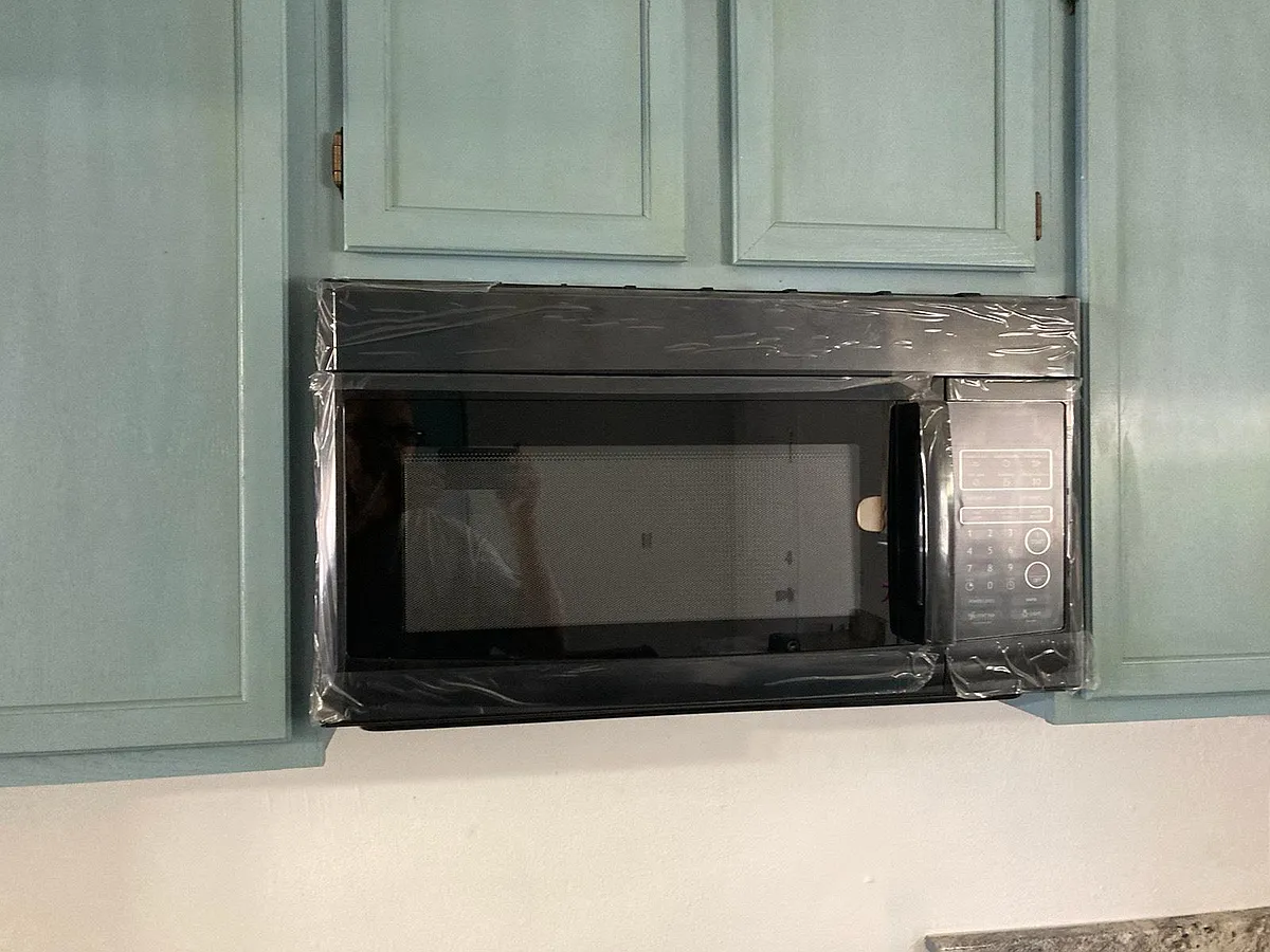 Microwave - Annette Dr