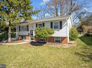 215 W Mill Ave, Capitol Heights, MD