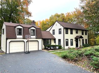 8 Captains Watch, Shelton, CT 06484