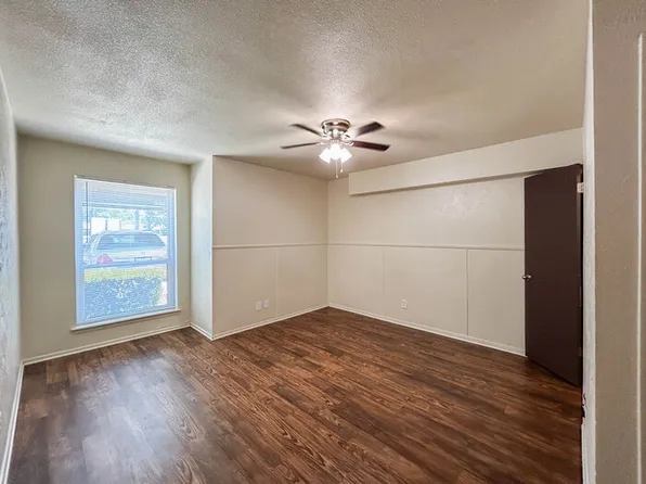 2429 Stella St #1, Denton, TX 76201