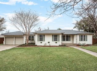 9974 Mixon Dr, Dallas, TX 75220