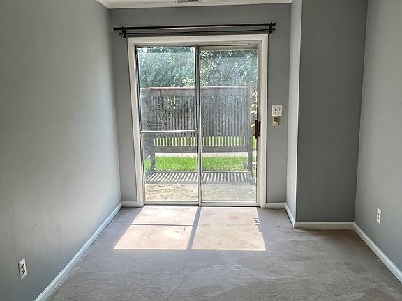 4th image of 3118 Whispering Hills Dr #3118