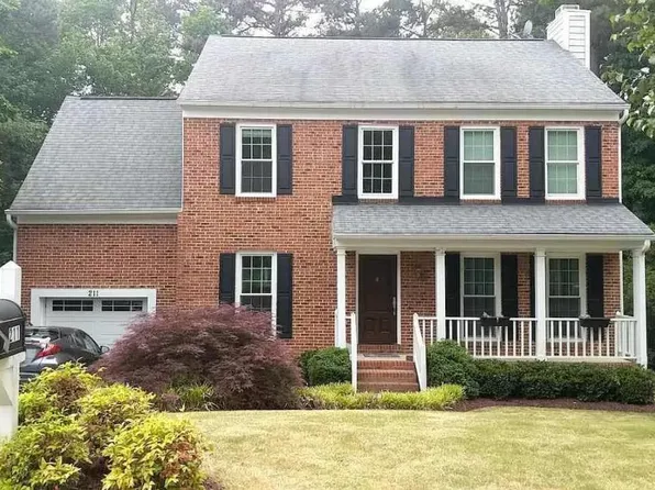 211 Smokemont Dr, Cary, NC 27513