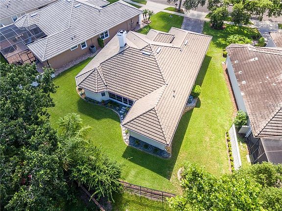 2nd image of 10530 Woodchase Cir