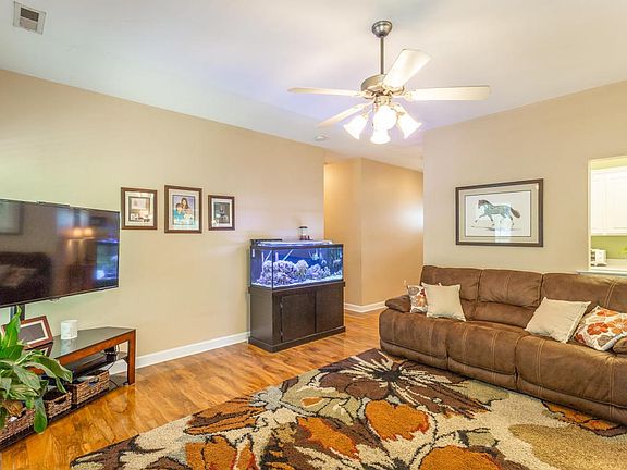 2560 Robiin Glen Dr.-49