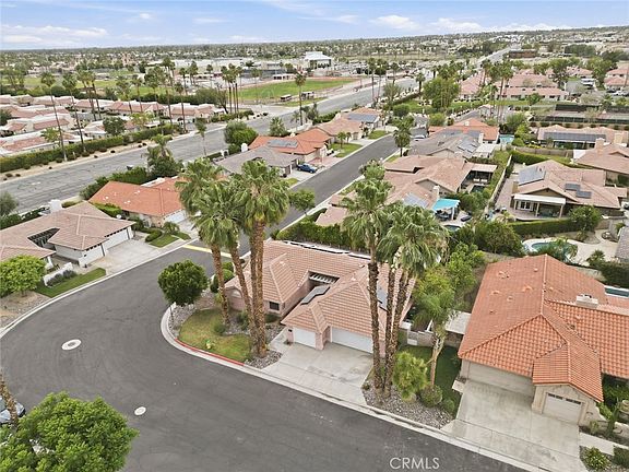 2nd image of 75100 La Sierra Dr