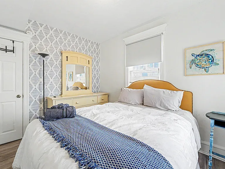 5 N Newport Ave #1 — Photo 15