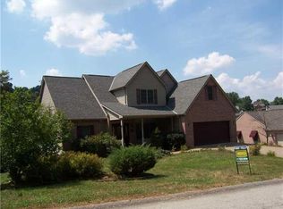 120 Morningstar Dr, Rostraver Township, PA 15012