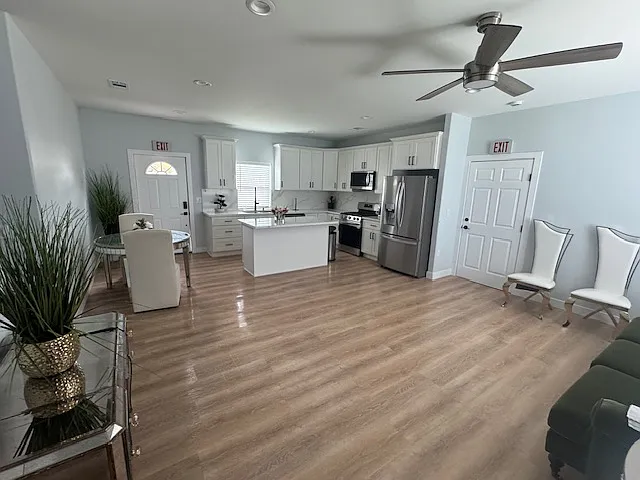 8088 Beechwood Dr — Photo 3