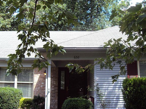 2nd image of 638 Petunia Lane S