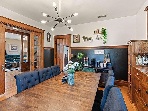 5th image of 702 Long St