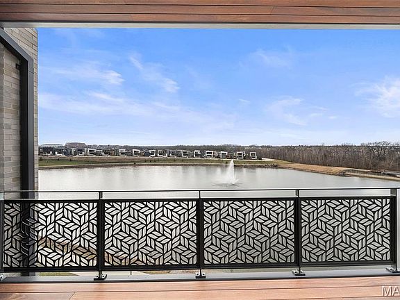 3rd image of 16460 Wildhorse Lake Blvd #303