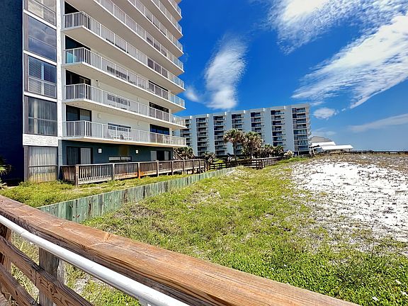 3rd image of 114 Mainsail Dr Unit 255