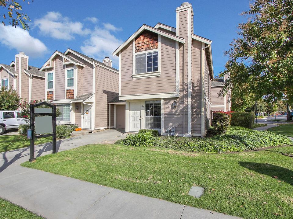 1st image of 205 Banana Grove Ln