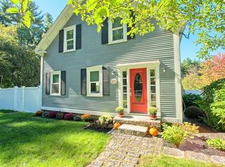 92 Depot St, Westford, MA 01886