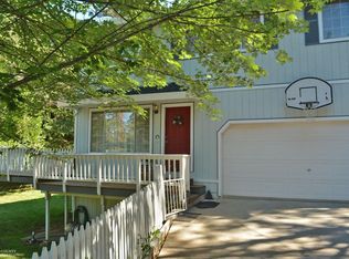 15486 Robert Ct, Grass Valley, CA 95949