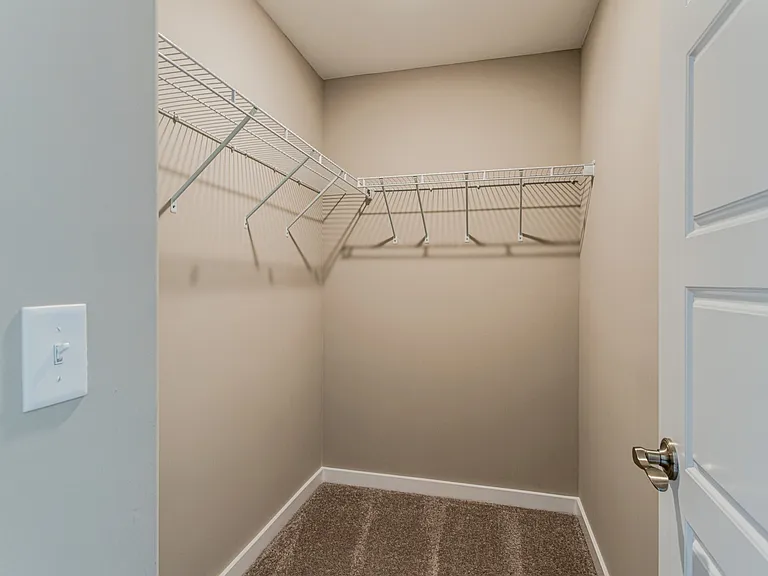 4128 Suntropic Ln — Photo 10