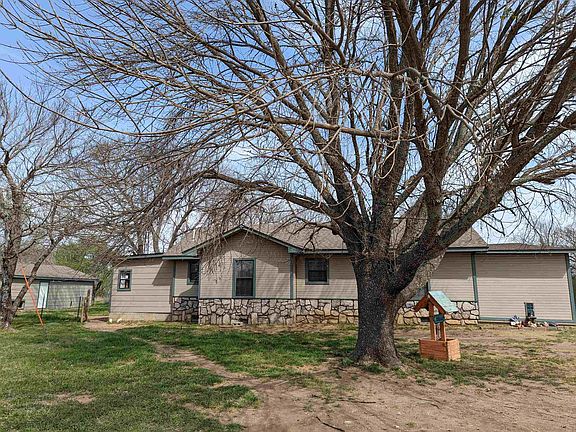 2nd image of 178480 N 2770th Rd