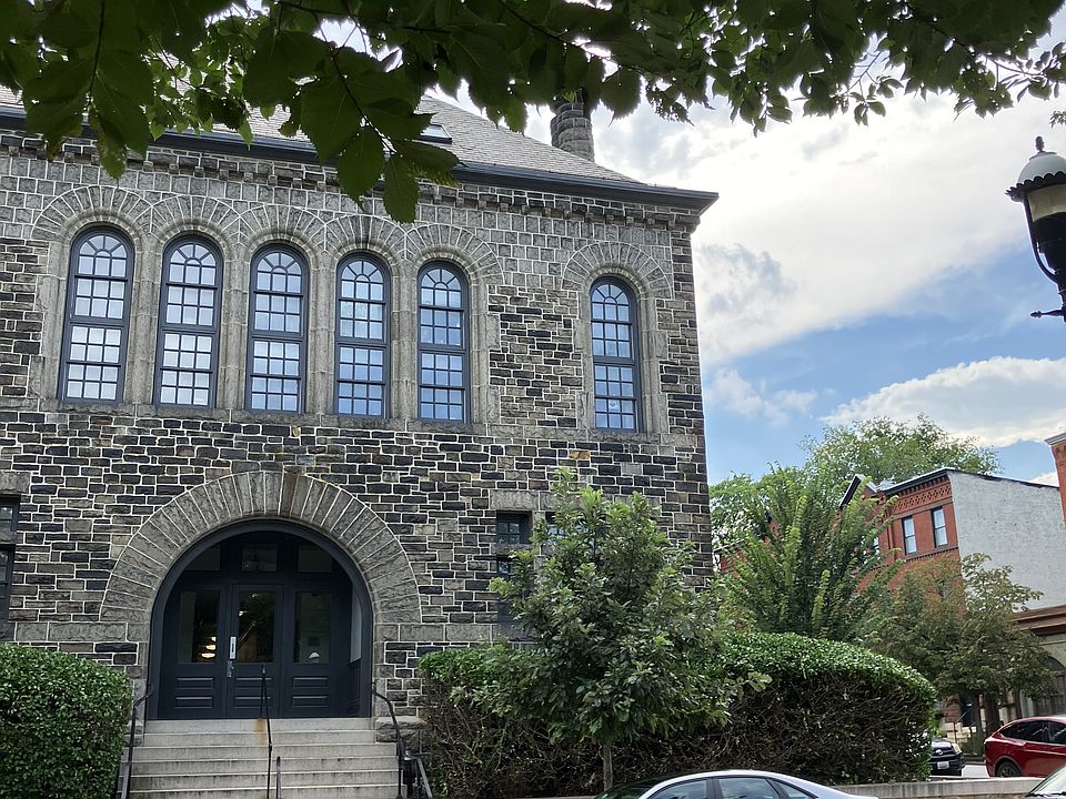 front of Historic 1714 Park Ave