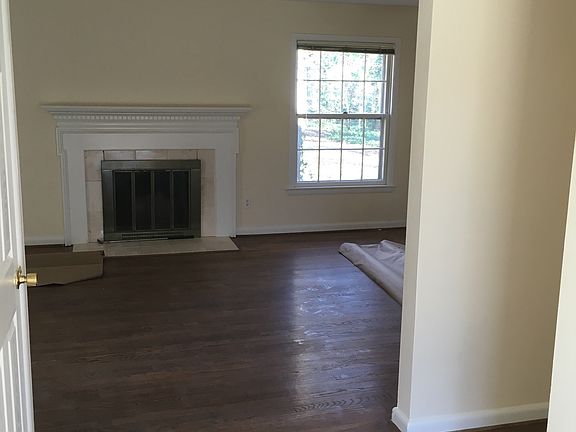 5th image of 4504 Tarpon Ln