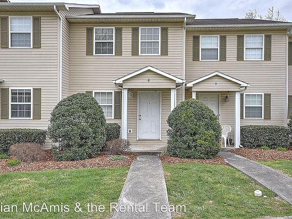 3rd image of 2305 S Greenwood Dr APT 8