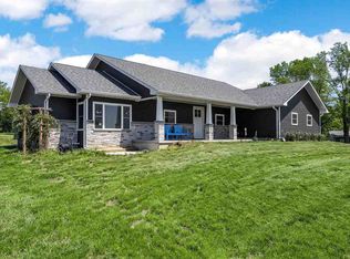 1317 79th Street Trl, Belle Plaine, IA 52208