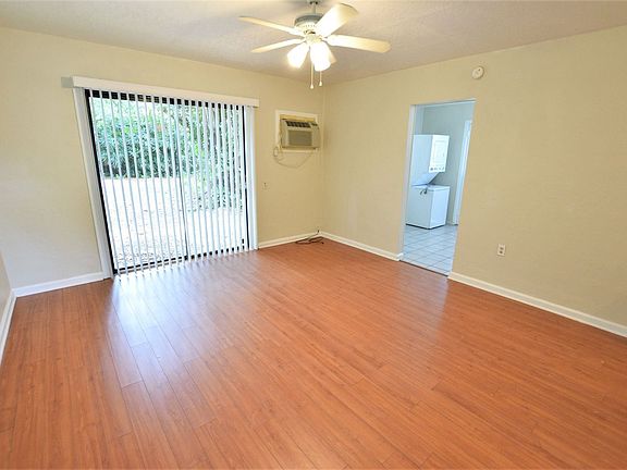 3rd image of 2312 Formosa Ave