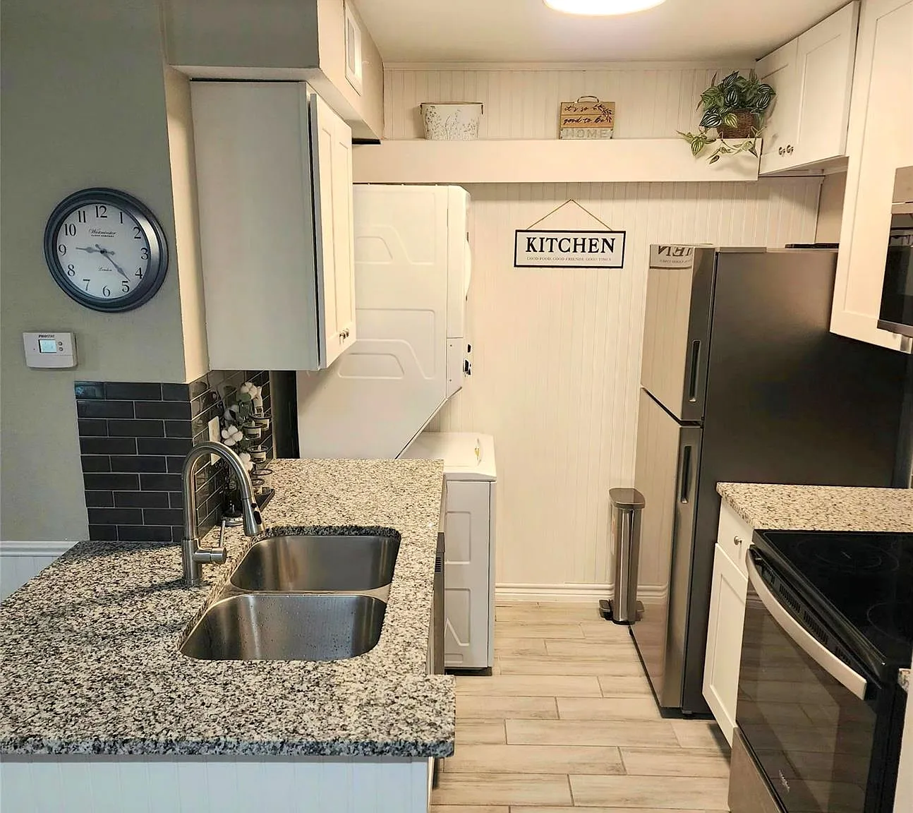 13151 Walden Rd — Photo 1