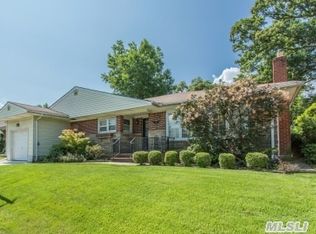 21810 Stewart Rd, Queens Village, NY 11427