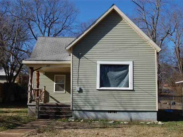 807 Sanders Ave, Poplar Bluff, MO 63901
