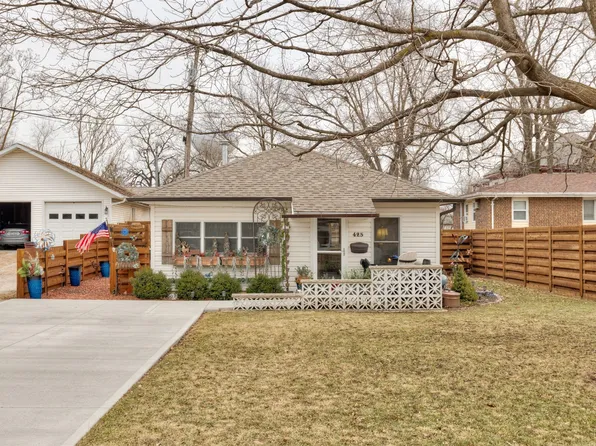 425 6th St, Nevada, IA 50201