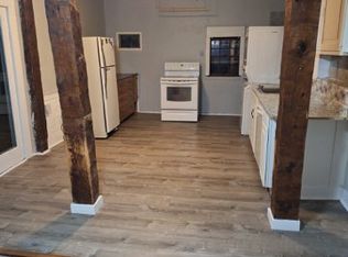 404 Main St #1R, Wareham, MA 02571