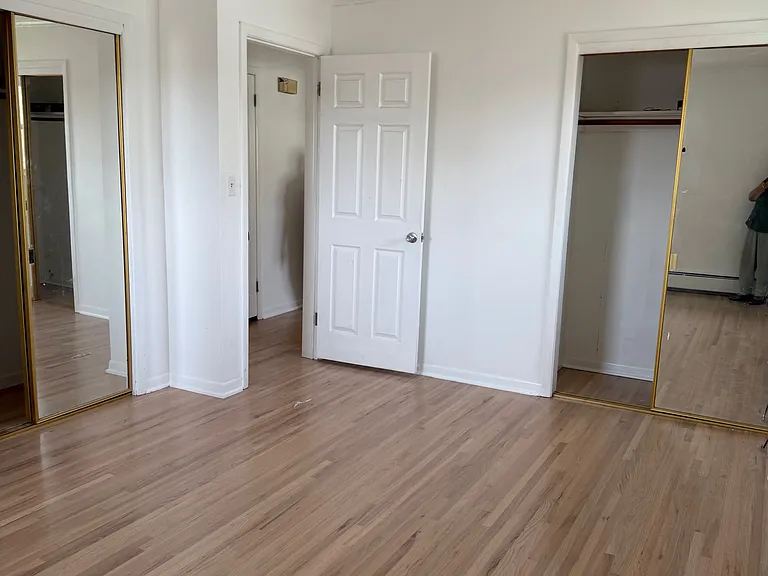 102 Harcourt Ave — Photo 15