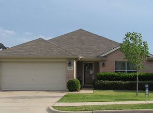 3712 Sapphire St, Fort Worth, TX 76244